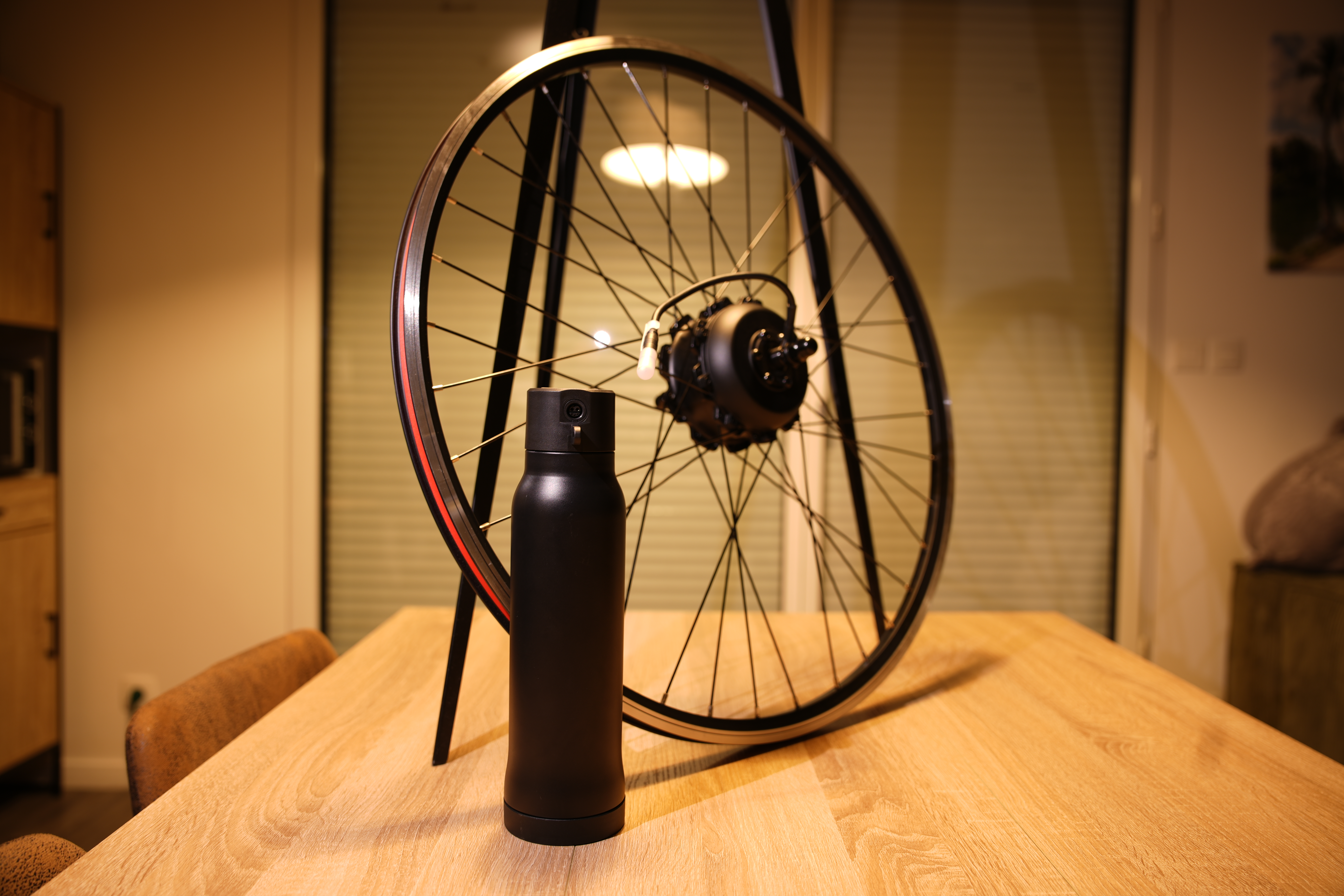 Moteur intégré dans la roue arrière